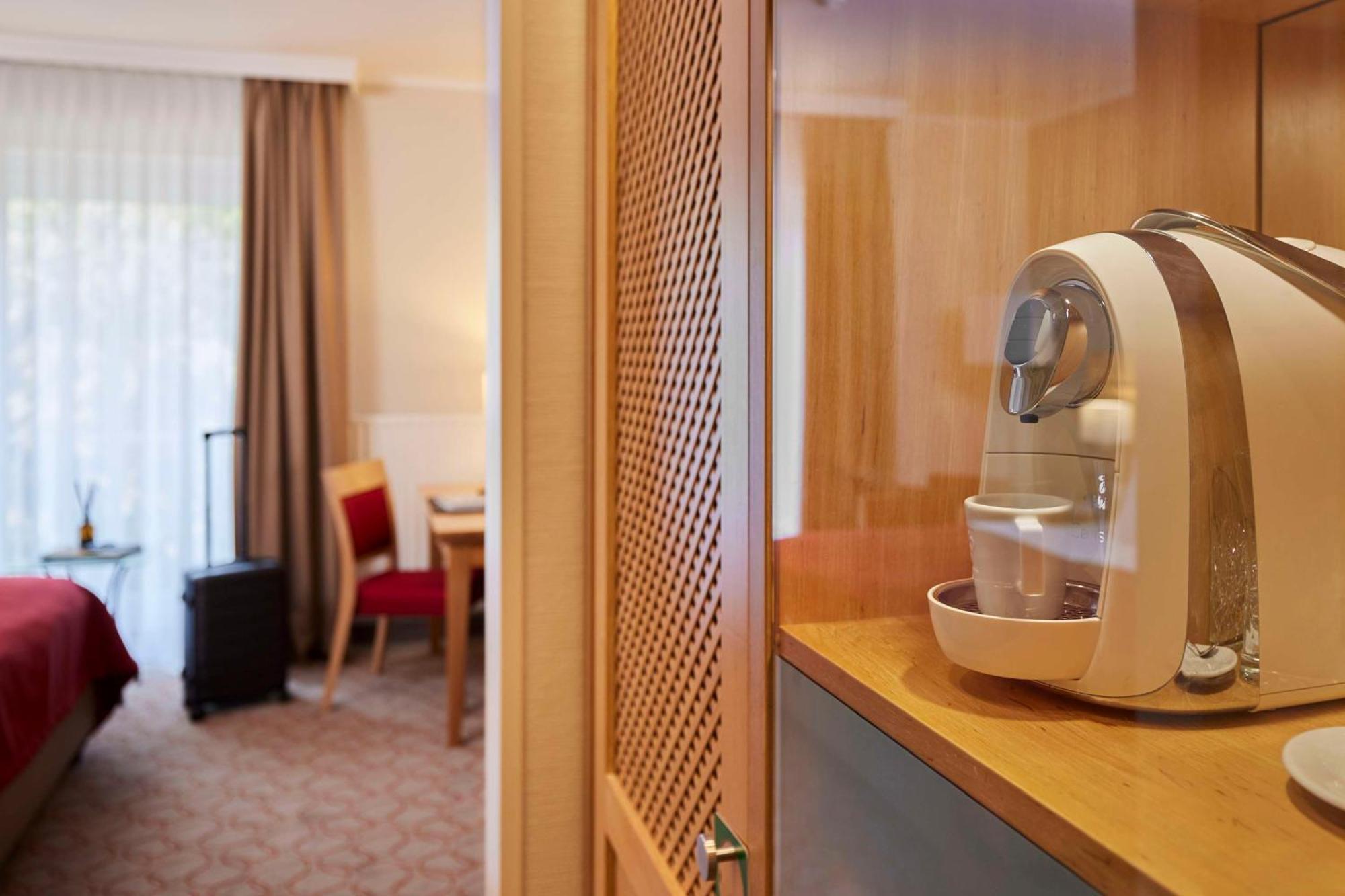 Hotel Western Premier Alsterkrug 4*