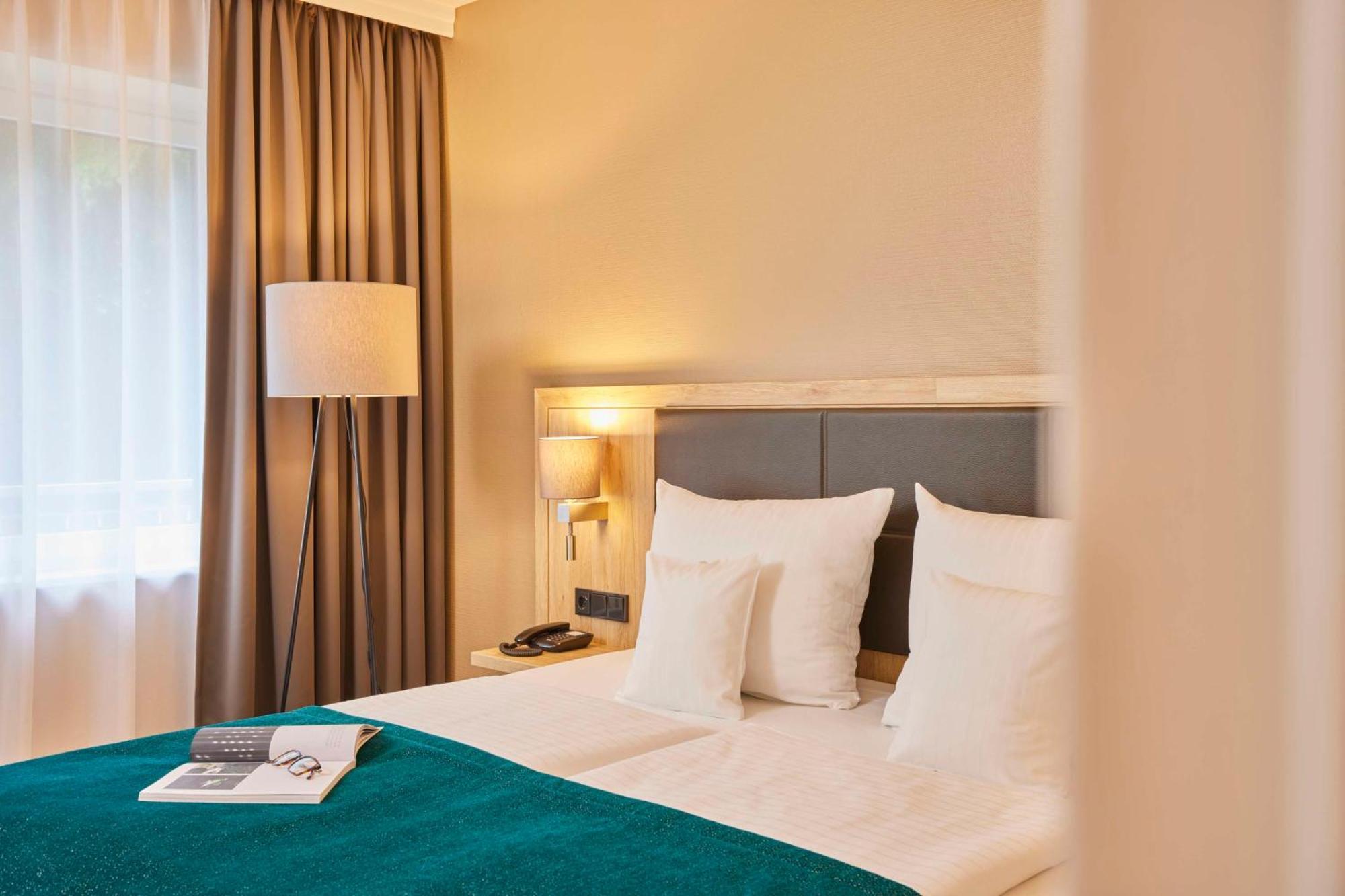 Western Premier Alsterkrug Hotel 4*