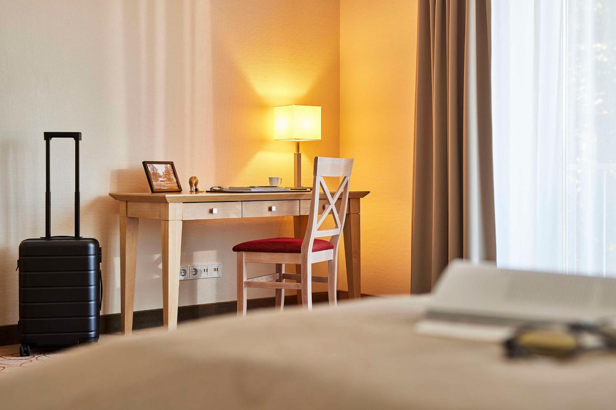 Hotel Western Premier Alsterkrug 4*