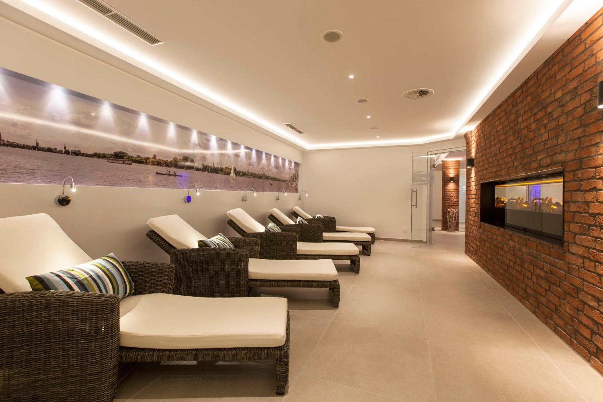 Western Premier Alsterkrug Hotel 4*